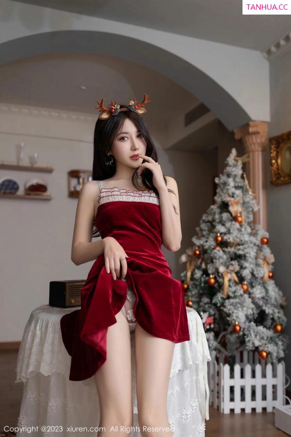 鱼子酱fish  [XiuRen]高清写真图 2023.12.22 No.7854 鱼子酱Fish 圣诞美腿第10张图片